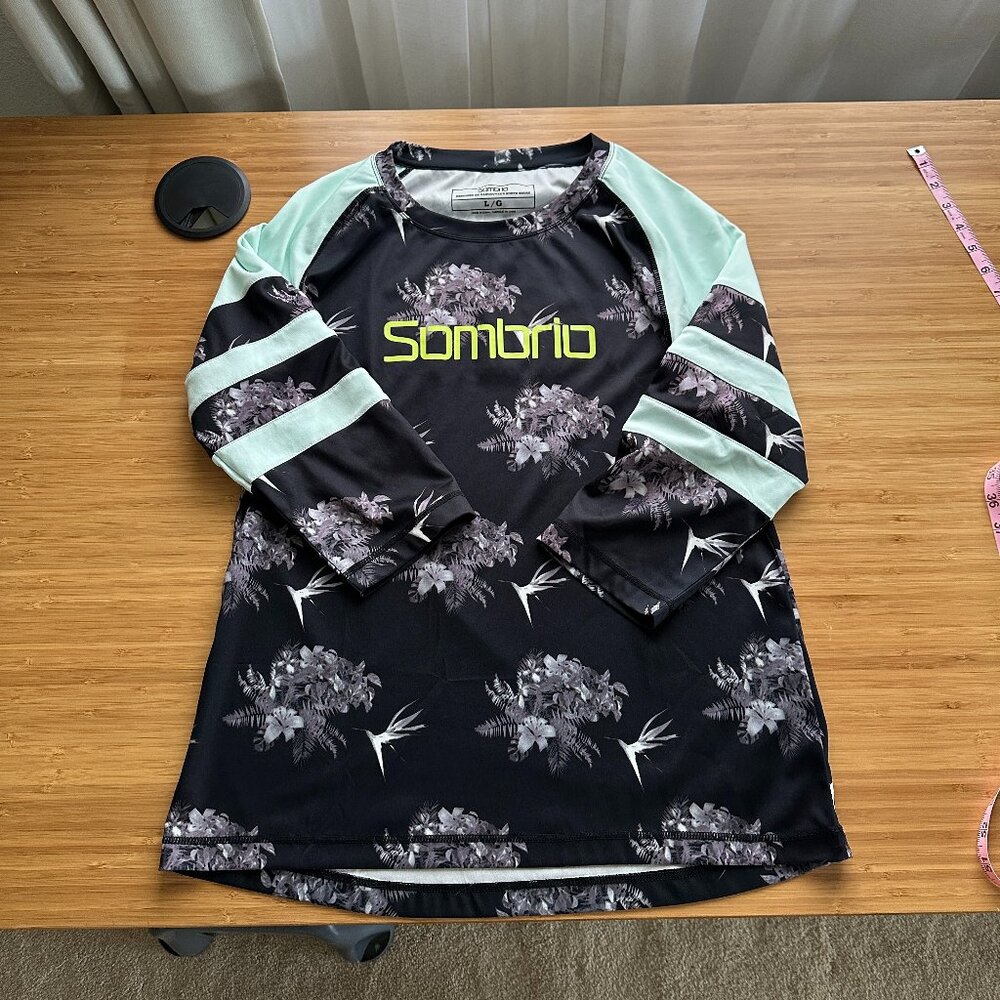 Sombrio Noble 2 Women's Large Mountain Bike Jersey 3/4 Sleeve EUC